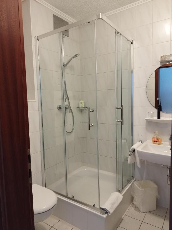 נוי-אולם Hotel Sonnenkeller מראה חיצוני תמונה