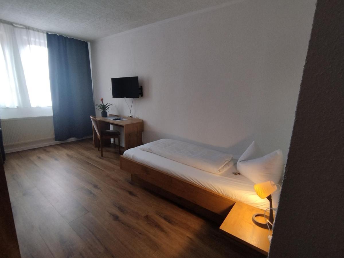 נוי-אולם Hotel Sonnenkeller מראה חיצוני תמונה